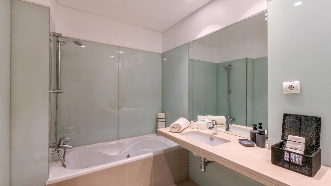Movenpick Apartment Funchal  Exterior foto